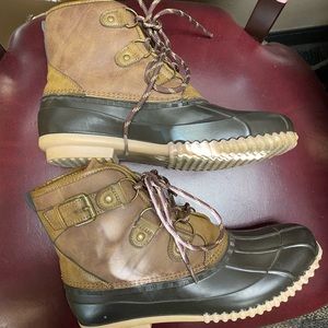 Maurice’s woman’s size 9.5 boots